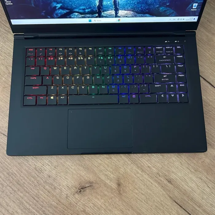 Ігровий ноутбук Intel KC57 / 15.6" (2560x1440) IPS / Intel Core i7-11800H (8 (16) ядер по 2.3 - 4.6 GHz) / 16 GB DDR4 / 512 GB SSD / nVidia GeForce RTX 3070, 8 GB GDDR6, 256-bit / WebCam б/в - зображення 7