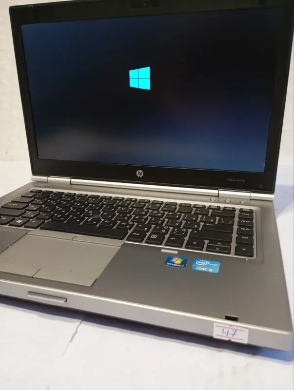 Ноутбук Б-клас HP EliteBook 8470p / 14" (1600x900) TN / Intel Core i5-3320M (2 (4) ядра по 2.6 - 3.3 GHz) / 8 GB DDR3 / 500 GB HDD / Intel HD Graphics 4000 / WebCam / DVD-ROM б/в - зображення 4