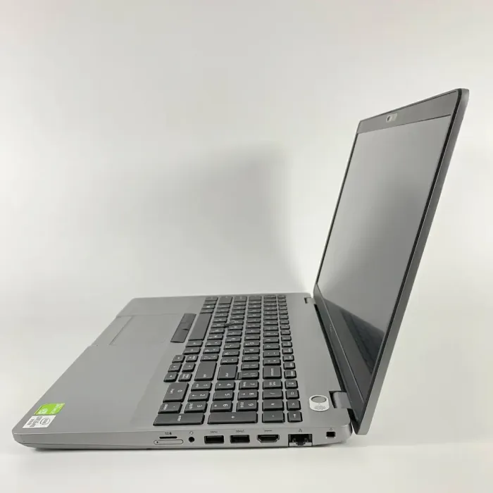Ультрабук Б-клас Dell Latitude 5511 / 15.6" (1920x1080) IPS / Intel Core i5-10400H (4 (8) ядра по 2.6 - 4.6 GHz) / 16 GB DDR4 / 500 GB SSD / nVidia GeForce MX250, 2 GB GDDR5, 64-bit / WebCam / TouchID б/в - зображення 6