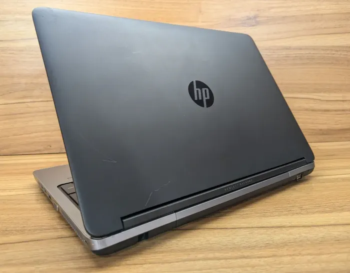 Ноутбук Б-клас HP ProBook 650 G1 / 15.6" (1920x1080) IPS / Intel Core i5-4310M (2 (4) ядра по 2.7 - 3.4 GHz) / 8 GB DDR3 / 240 GB SSD / Intel HD Graphics 4600 / WebCam / Fingerprint / Windows 10 б/в - зображення 7