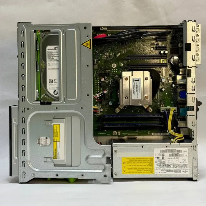 Комп'ютер Fujitsu Esprimo E720 E85 SFF / Intel Core i3-4330 (2 (4) ядра по 3.5 GHz) / 8 GB DDR3 / 500 GB HDD / Intel HD Graphics 4400 / DVD-ROM б/в - зображення 6