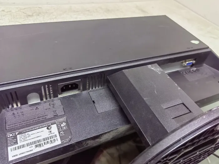 Монітор Б-клас Acer V193HQV/19" (1366x768) TN/VGA + кабелі в комплекті б/в - зображення 5