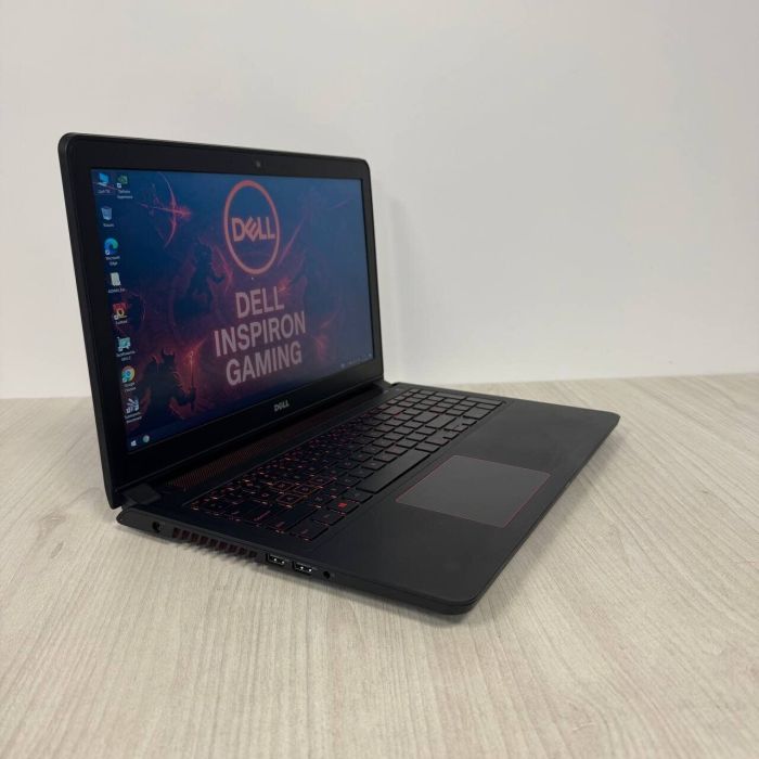 Ігровий ноутбук Dell Inspiron 15 Gaming 5577 / 15,6" (1920x1080) TN / Intel Core i5-7300HQ (4 ядра по 2,5 - 3,5 ГГц) / 8 ГБ DDR4 / 128 ГБ SSD M.2 + 1000 ГБ HDD / nVidia GeForce GTX 1050, 4 ГБ GDDR5, 128-біт / Веб-камера б/в - зображення 4