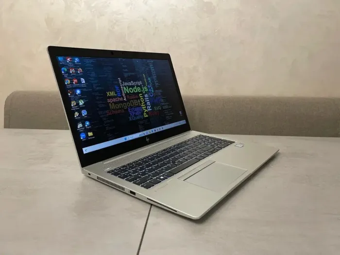 Ноутбук HP EliteBook 850 G5 / 15.6" (1920x1080) IPS / Intel Core i7-8550U (4 (8) ядра по 1.8 - 4.0 GHz) / 16 GB DDR4 / 512 GB SSD M.2 / Intel UHD Graphics 620 / WebCam / USB 3.1 / HDMI б/в - зображення 3