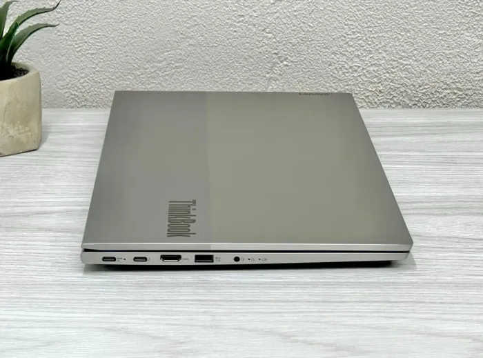 Ультрабук Lenovo ThinkBook 15 G2 ITL / 15.6" (1920x1080) IPS / Intel Core i5-1135G7 (4 (8) ядра по 2.4 - 4.2 GHz) / 8 GB DDR4 / 512 GB SSD M.2 / Intel Iris Xe Graphics / WebCam / Win 11 Pro б/в - зображення 5