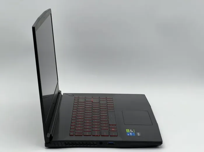 Ігровий ноутбук MSI GF63 Thin 11UC / 15.6" (1920x1080) IPS / Intel Core i5-11400H (6 (12) ядер по 2.7 - 4.5 GHz) / 16 GB DDR4 / 480 GB SSD / nVidia GeForce RTX 3050, 4 GB GDDR6, 128-bit / WebCam б/в - зображення 3