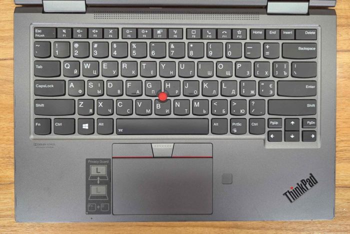 Ноутбук-трансформер Lenovo ThinkPad X1 Yoga Gen 5 / 14" (1920x1080) IPS Touch / Intel Core i5-10210U (4 (8) ядра по 1.6 - 4.2 GHz) / 16 GB DDR4 / 256 GB SSD / Intel UHD Graphics / WebCam / TouchID / Windows 10 б/в - зображення 3