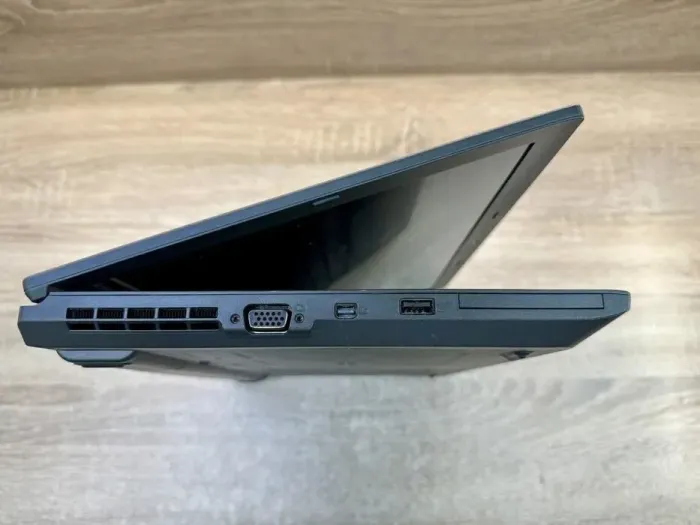 Ноутбук Б-клас Lenovo ThinkPad L540 / 15.6" (1920x1080) TN / Intel Core i5-4210M (2 (4) ядра по 2.6 - 3.2 GHz) / 8 GB DDR3 / 240 GB SSD / Intel HD Graphics 4600 / WebCam / Win 10 б/в - зображення 5