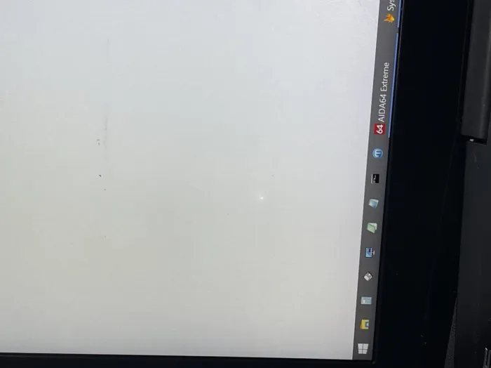 Ігровий ноутбук Б-класу Dell G5 5505 / 15,6" (1920x1080) IPS / AMD Ryzen 7 4800H (8 (16) ядер по 2.9 - 4.2 GHz) / 16 GB DDR4 / 960 GB SSD / AMD Radeon RX 5600M, 6 GB GDDR6, 192-bit / WebCam б/в - зображення 6