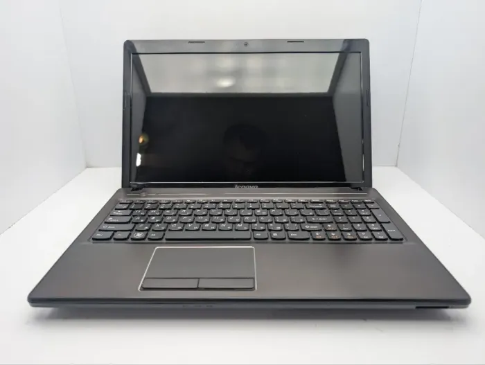 Ноутбук Lenovo G580 / 15.6" (1366x768) TN / Intel Core i3-3120M (2 (4) ядра по 2.5 GHz) / 8 GB DDR3 / 500 GB HDD / nVidia GeForce GT 635M, 2 GB GDDR3, 128-bit / WebCam / DVD-ROM б/в - зображення 3