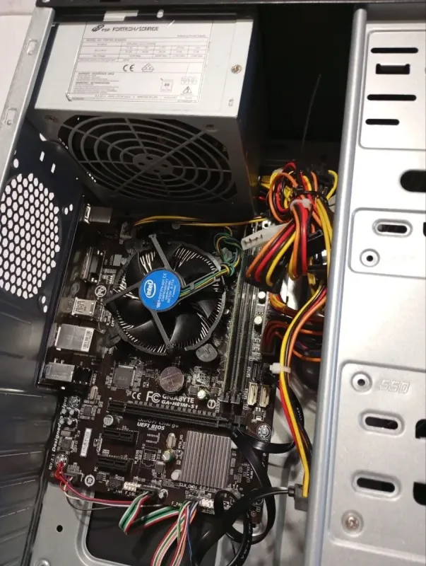 ПК GameMax Tower / Intel Core i5-4570S (4 ядра по 2.9 - 3.6 GHz) / 8 GB DDR3 / 240 GB SSD / Intel HD Graphics 4600 / 350W б/в - зображення 6