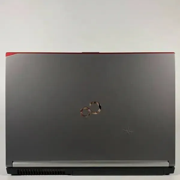 Мобільна робоча станція Fujitsu Celsius H760 / 15.6" (1920x1080) IPS / Intel Core i5-6440HQ (4 ядра по 2.6 - 3.5 GHz) / 32 GB DDR4 / 512 GB SSD / nVidia Quadro M600M, 2 GB GDDR5, 128-bit / WebCam / HDMI б/в - зображення 7