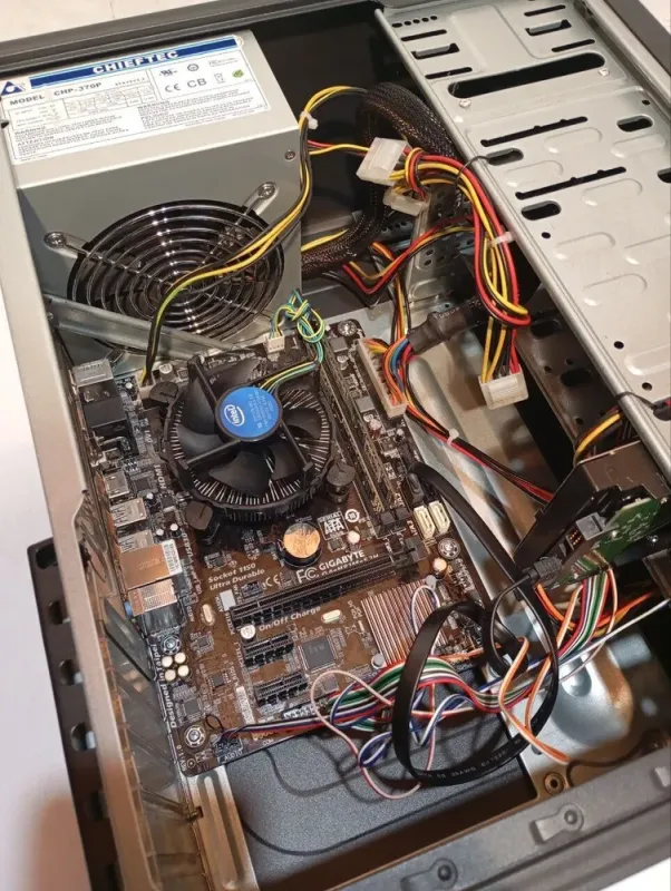 ПК Б-клас LogicPower Tower / Intel Core i5-4590 (4 ядра по 3.3 - 3.7 GHz) / 8 GB DDR3 / 500 GB HDD / Intel HD Graphics 4600 / 370W б/в - зображення 6