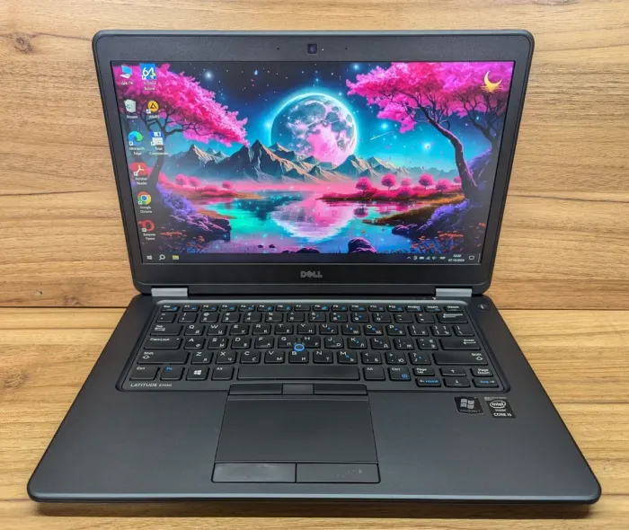 Ультрабук Dell Latitude E7450 / 14" (1920x1080) TN / Intel Core i5-5300U (2 (4) ядра по 2.3 - 2.9 GHz) / 8 GB DDR3 / 240 GB SSD / Intel HD Graphics 5500 / WebCam / Windows 10 б/в - зображення 2