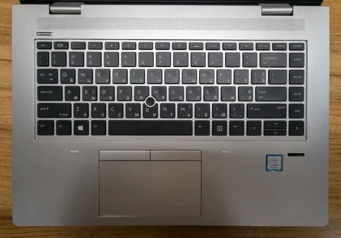 Ноутбук Б-клас HP ProBook 640 G5 / 14" (1920x1080) IPS / Intel Core i5-8250U (4 (8) ядра по 1.6 - 3.4 GHz) / 16 GB DDR4 / 480 GB SSD / Intel UHD Graphics 620 / WebCam / Fingerprint / Windows 10 б/в - зображення 4