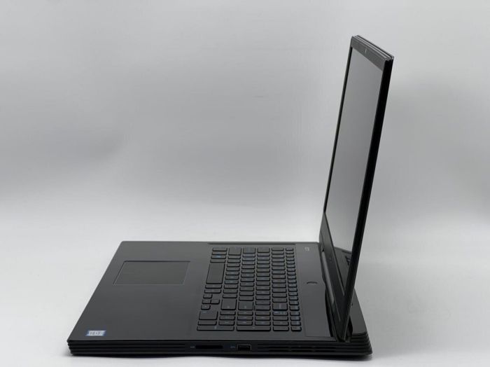 Ігровий ноутбук Dell Inspiron G7 7790 / 17,3" (1920x1080) IPS / Intel Core i7-9750H (6 (12) ядра по 2,6 - 4,5 ГГц) / 16 ГБ DDR4 / 960 ГБ SSD + 1000 ГБ HDD / nVidia GeForce RTX 2060, 6 ГБ GDDR6, 192-bit / WebCam / HDMI б/в - изображение 4