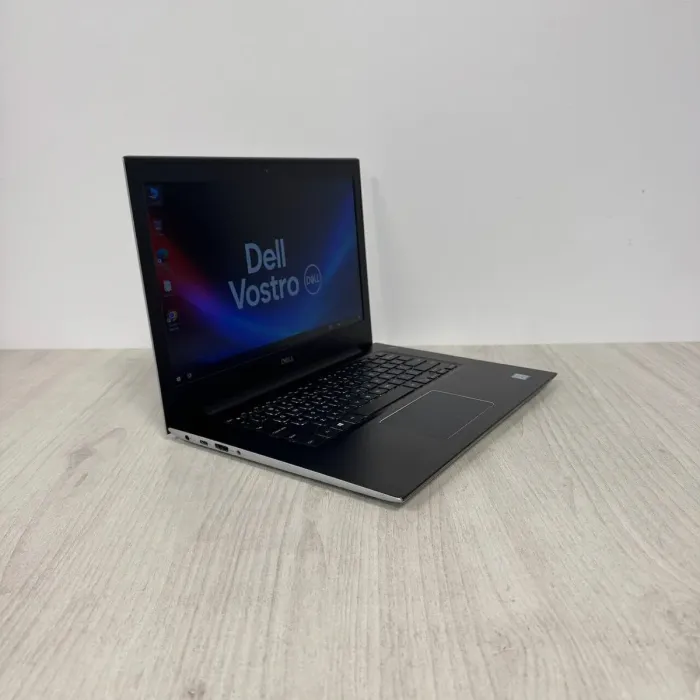 Ультрабук Б-клас Dell Vostro 5471 / 14" (1920x1080) IPS / Intel Core i5-8250U (4 (8) ядра по 1.6 - 3.4 GHz) / 8 GB DDR4 / 240 GB SSD / Intel UHD Graphics 620 / WebCam / Windows 10 б/в - зображення 5
