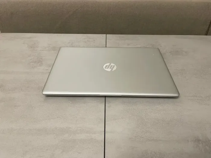 Ігровий ноутбук HP ProBook 470 G5 / 17.3" (1600x900) TN / Intel Core i5-8250U (4 (8) ядра по 1.6 - 3.4 GHz) / 8 GB DDR4 / 256 GB SSD + 500 GB HDD / nVidia GeForce 930MX, 2 GB DDR3, 64-bit / WebCam / HDMI б/в - зображення 7