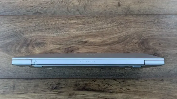 Ультрабук HP Elitebook 745 G5 / 14" (1920x1080) IPS / AMD Ryzen 7 Pro 2700U (4 (8) ядра по 2.2 - 3.8 GHz) / 8 GB DDR4 / 256 GB SSD / AMD Radeon Vega 10 Graphics / WebCam / Fingerprint / HDMI б/в - зображення 6