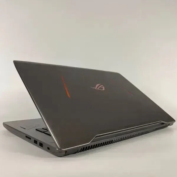 Ігровий ноутбук Asus ROG Strix GL702V / 17.3" (1920x1080) IPS / Intel Core i7-7700HQ (4 (8) ядра по 2.8 - 3.8 GHz) / 16 GB DDR4 / 512 GB SSD / nVidia GeForce GTX 1060, 6 GB GDDR5, 192-bit / WebCam / HDMI б/в - зображення 7