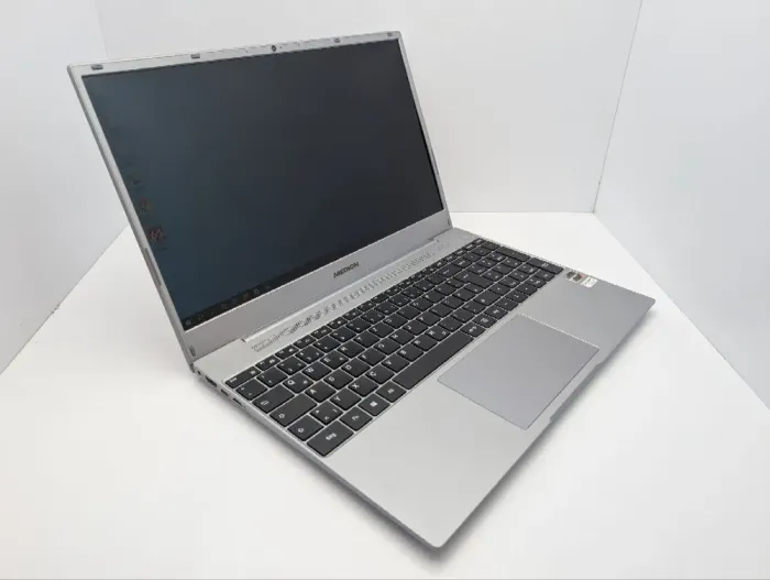 Ноутбук Medion Akoya E15301 / 15.6" (1920x1080) IPS / AMD Ryzen 7 3700U (4 (8) ядра по 2.3 - 4.0 GHz) / 8 GB DDR4 / 512 GB SSD M.2 / AMD Radeon RX Vega 10 Graphics / WebCam б/в - зображення 6