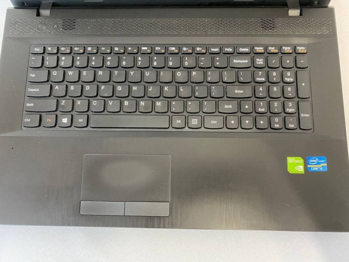 Ноутбук Б-клас Lenovo G700 / 17.3" (1600x900) TN / Intel Core i3-3110M (2 (4) ядра по 2.4 GHz) / 12 GB DDR3 / 240 GB SSD / nVidia GeForce GT 720M, 2 GB DDR3, 64-bit / WebCam / DVD-RW / HDMI б/в - зображення 4