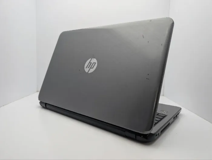 Ноутбук HP 15 g003sr / 15.6" (1366x768) TN / AMD A8-6410 (4 ядра по 2.0 - 2.4 GHz) / 8 GB DDR3 / 128 GB SSD / AMD Radeon R5 Graphics / WebCam / DVD-ROM б/в - зображення 8