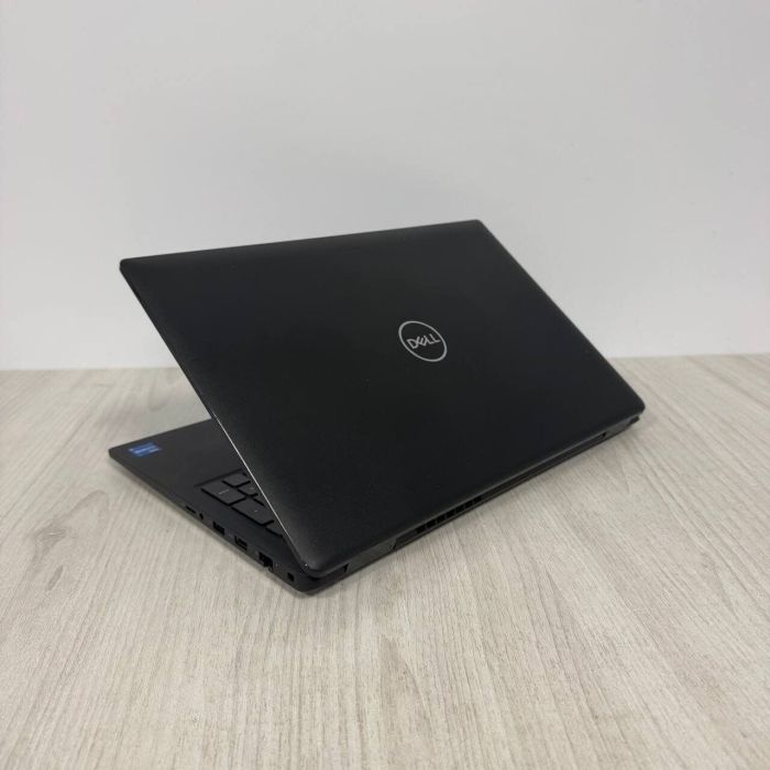 Ноутбук Б-клас Dell Latitude 3520 / 15.6" (1366x768) TN / Intel Core i5-1135G7 (4 (8) ядра по 2.4 - 4.2 GHz) / 8 GB DDR4 / 256 GB SSD / Intel Iris Xe Graphics / WebCam б/в - зображення 6