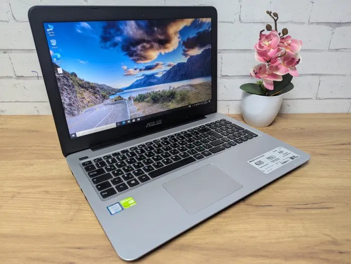 Ноутбук Acer Aspire V5-471 / 14" (1366x768) TN / Intel Core i5-3317U (2 (4) ядра по 1.7 - 2.6 GHz) / 8 GB DDR3 / 128 GB SSD / nVidia GeForce GT 620M, 1 GB GDDR3, 64-bit / WebCam б/в - зображення 2