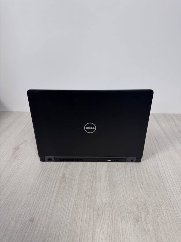 Ультрабук Dell Latitude 5480 / 14" (1920x1080) IPS / Intel Core i5-7200U (2 (4) ядра по 2.5 - 3.1 GHz) / 8 GB DDR4 / 120 GB SSD / Intel HD Graphics 620 / WebCam б/в - зображення 3