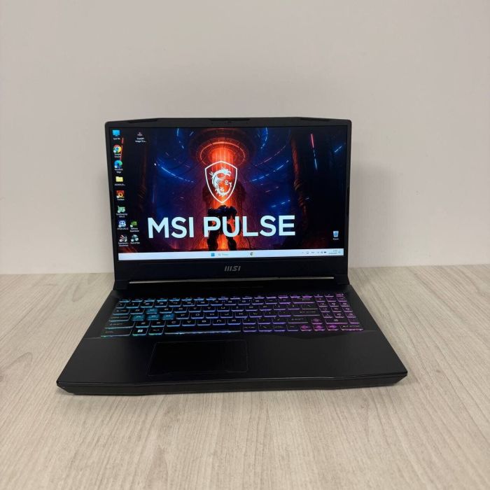 Ігровий ноутбук Б-класу MSI Pulse 15 B13VGK / 15.6" (1920x1080) IPS / Intel Core i7-13700H (14 (20) ядер по 2.4 - 5.0 GHz) / 16 GB DDR5 / 512 GB SSD NVMe / nVidia GeForce RTX 4070, 8 GB GDDR6, 128-bit / WebCam б/в - изображение 2