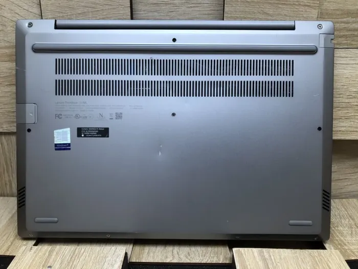 Ультрабук Б-клас Lenovo ThinkBook 14-IML / 14" (1920x1080) IPS / Intel Core i5-10210U (4 (8) ядра по 1.6 - 4.2 GHz) / 8 GB DDR4 / 256 GB SSD M.2 / Intel UHD Graphics / WebCam / Fingerprint / HDMI б/в - зображення 9