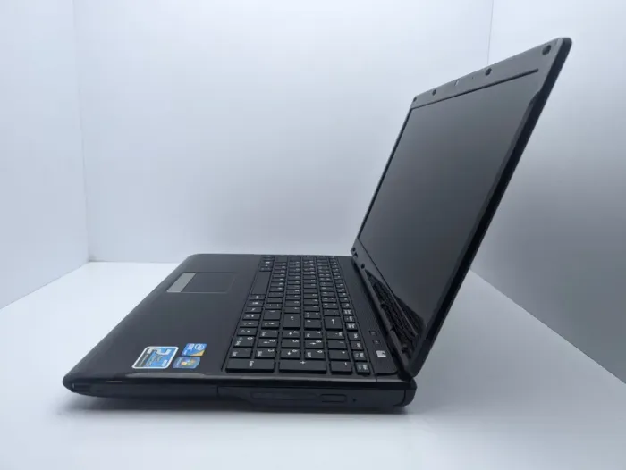 Ноутбук MSI CX63 / 15.6" (1366x768) TN / Intel Core i5-460M (2 (4) ядра по 2.53 - 2.8GHz) / 6 GB DDR3 / 500 GB HDD / nVidia GeForce 310M, 1 GB GDDR3, 64-bit / WebCam б/в - зображення 6