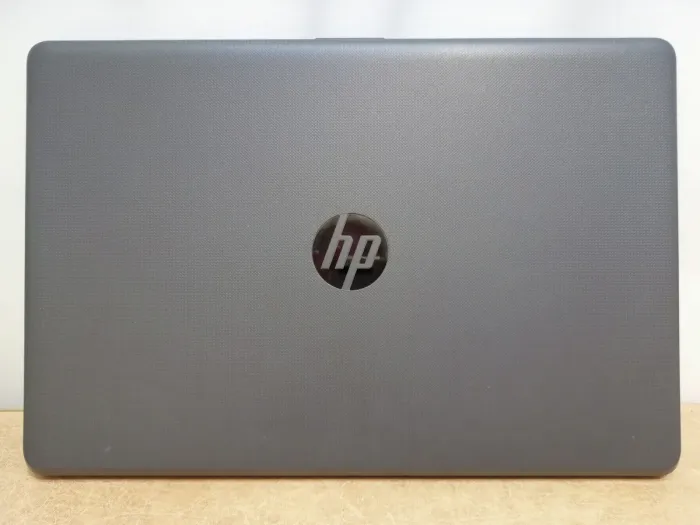 Ноутбук Б-клас HP 250 G6 / 15.6" (1920x1080) TN / Intel Core i5-7200U (2 (4) ядра по 2.5 - 3.1 GHz) / 8 GB DDR4 / 256 GB SSD M.2 / Intel HD Graphics 620 / WebCam б/в - зображення 7