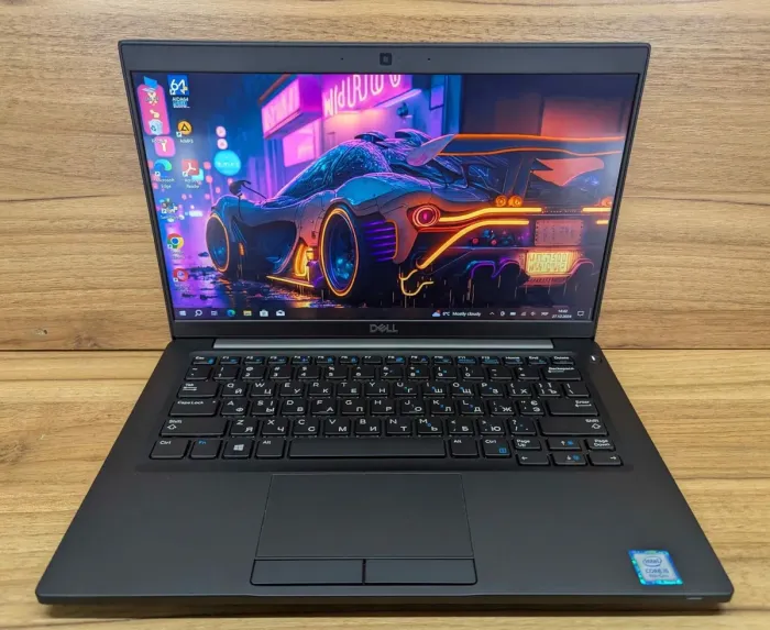 Ноутбук-трансформер Dell Latitude 7390 / 13.3" (1920x1080) IPS Touch / Intel Core i5-8350U (4 (8) ядра по 1.7 - 3.6 GHz) / 16 GB DDR4 / 512 GB SSD / Intel UHD Graphics 620 / WebCam / Windows 10 б/в - зображення 2
