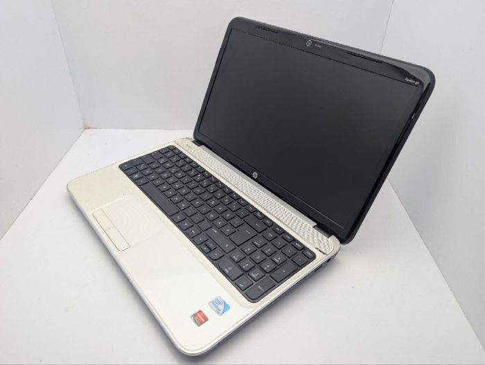 Ноутбук HP Pavilion G6 2277sr / 17,3" (1600x900) TN / Intel Core i3-3110M (2 (4) ядра по 2,4 ГГц) / 6 ГБ DDR3 / 500 ГБ HDD / AMD Radeon HD 7670, 1 ГБ GDDR5, 128-біт / Веб-камера / DVD-ROM б/в - зображення 7