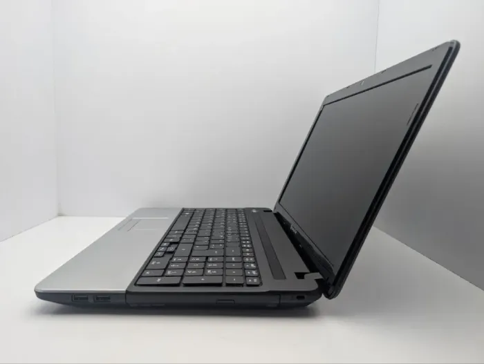 Ноутбук Packard Bell EasyNote TE11BZ / 15.6" (1366x768) TN / AMD E1-1200 (2 ядра по 1.4 GHz) / 6 GB DDR3 / 120 GB SSD / AMD Radeon HD 7310 Graphics / WebCam / DVD-ROM б/в - зображення 5