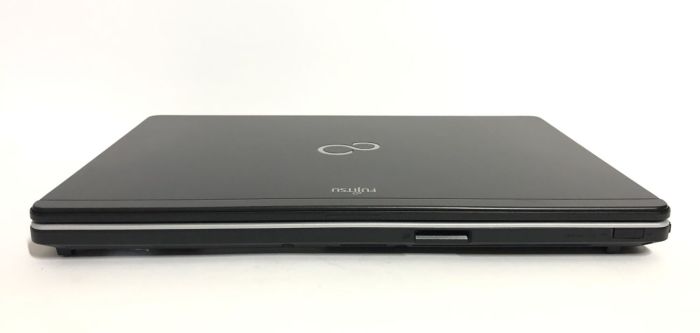 Ноутбук Fujitsu LifeBook S761 / 13.3" (1366x768) TN / Intel Core i5-2520M (2 (4) ядра по 2.5 - 3.2 GHz) / 8 GB DDR3 / 250 GB HDD / Intel HD Graphics 3000 / WebCam / DVD-ROM б/в - зображення 6