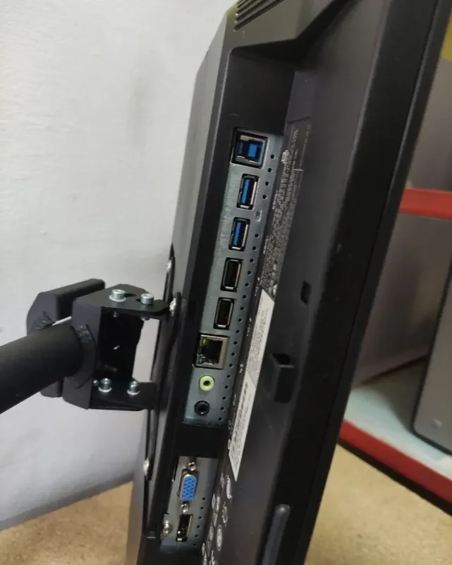 Комплект ПК: Gamemax SFF / Intel Core i3-4130 (2 (4) ядра по 3.4 GHz) / 8 GB DDR3 / 120 GB SSD / Intel HD Graphics 4400 + Монітор HP EliteDisplay S231d / 23" (1920x1080) IPS / VGA, DP / WebCam б/в - зображення 7