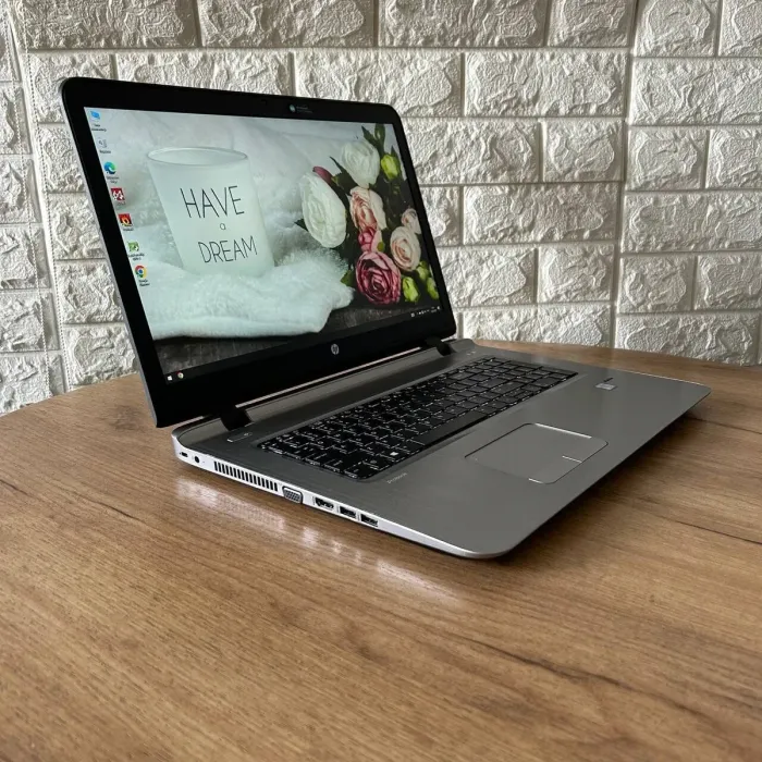 Ноутбук Б-клас HP ProBook 470 G3 / 17.3" (1920x1080) IPS / Intel Core i7-6500U (2 (4) ядра по 2.5 - 3.1 GHz) / 16 GB DDR4 / 256 GB SSD / AMD Radeon R7 M340, 2 GB DDR3, 64-bit / WebCam б/в - зображення 4