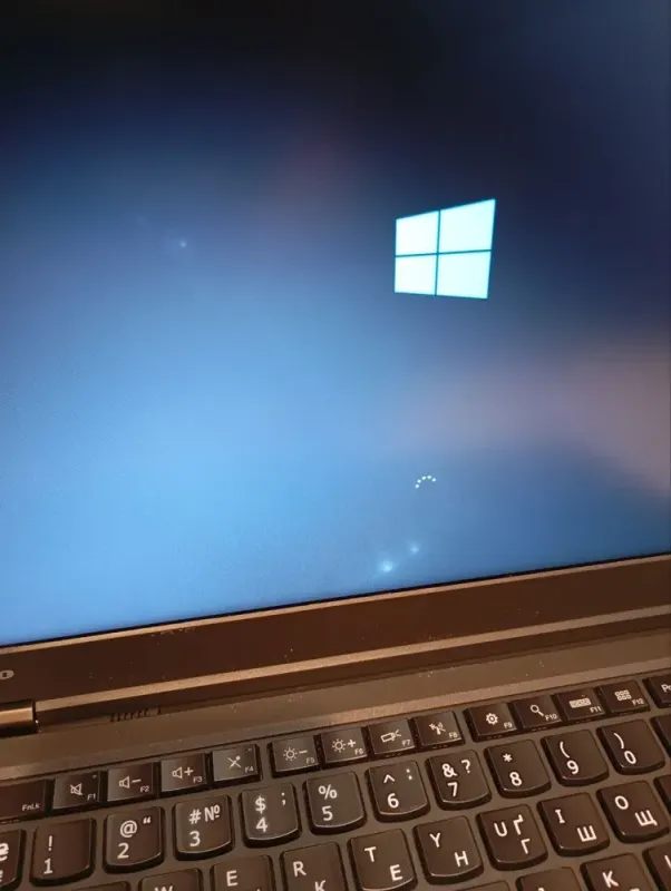 Ноутбук Б-клас Lenovo ThinkPad T440p / 14" (1366x768) TN / Intel Core i5-4200U (2 (4) ядра по 1.6 - 2.6 GHz) / 8 GB DDR3 / 120 GB SSD / nVidia GeForce GT 730M, 2 GB DDR3, 64-bit / WebCam / АКБ не тримає б/в - зображення 9