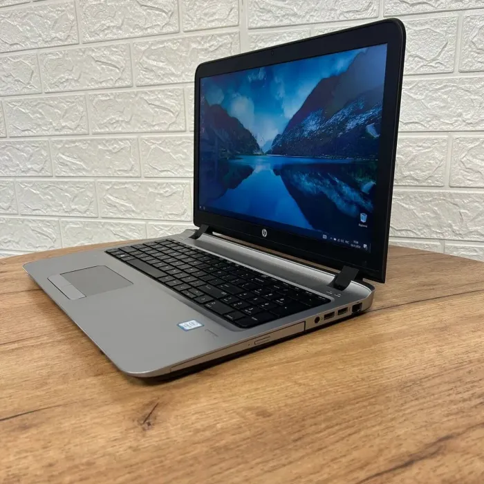 Ноутбук Б-клас HP ProBook 450 G3 / 15.6" (1920x1080) TN / Intel Core i5-6200U (2 (4) ядра по 2.3 - 2.8 GHz) / 8 GB DDR4 / 128 GB SSD + 500 GB HDD / Intel HD Graphics 520 / WebCam б/в - зображення 5