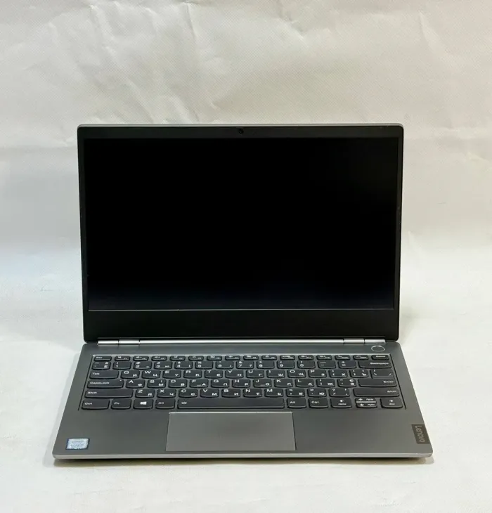 Ультрабук Б-клас Lenovo ThinkBook 13s-IWL / 13.3" (1920x1080) IPS / Intel Core i7-8565U (4 (8) ядра по 1.8 - 4.6 GHz) / 16 GB DDR4 / 512 GB SSD M.2 / Intel UHD Graphics / WebCam б/в - зображення 3