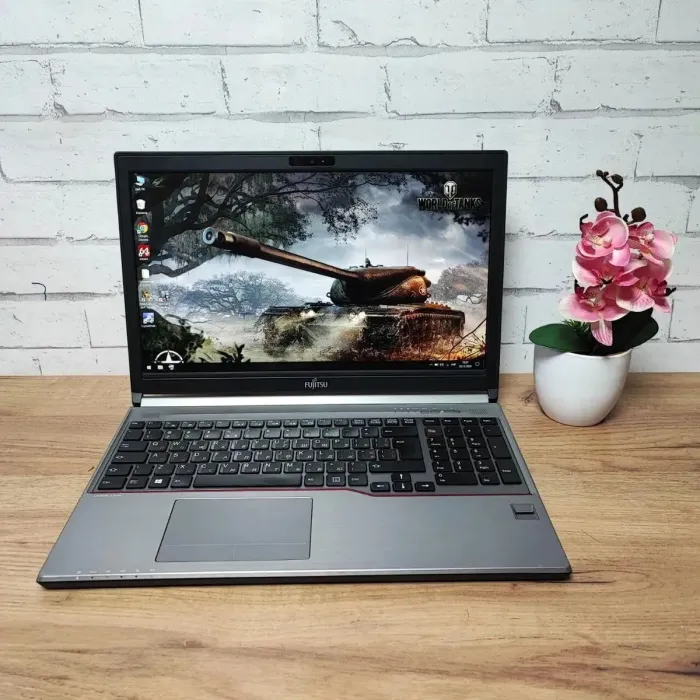 Ноутбук Fujitsu LifeBook E754 / 15.6" (1920x1080) TN / Intel Core i5-4200M (2 (4) ядра по 2.5 - 3.1 GHz) / 8 GB DDR3 / 128 GB SSD / Intel HD Graphics 4600 / Webcam б/в - зображення 2