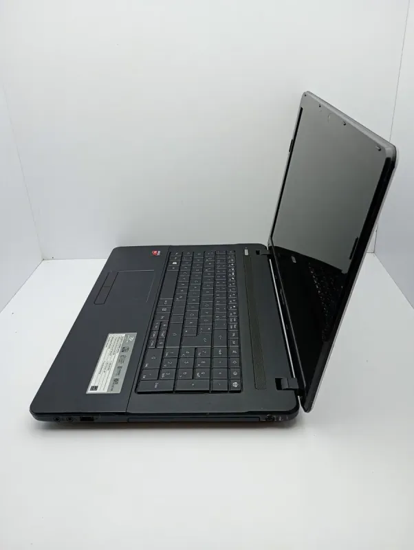 Ноутбук Acer Packard LE69 / 17.3" (1600x900) TN / AMD A4-5000 (4 ядра по 1.5 GHz) / 8 GB DDR3 / 1000 GB HDD / AMD Radeon HD 8330 / WebCam б/в - зображення 6