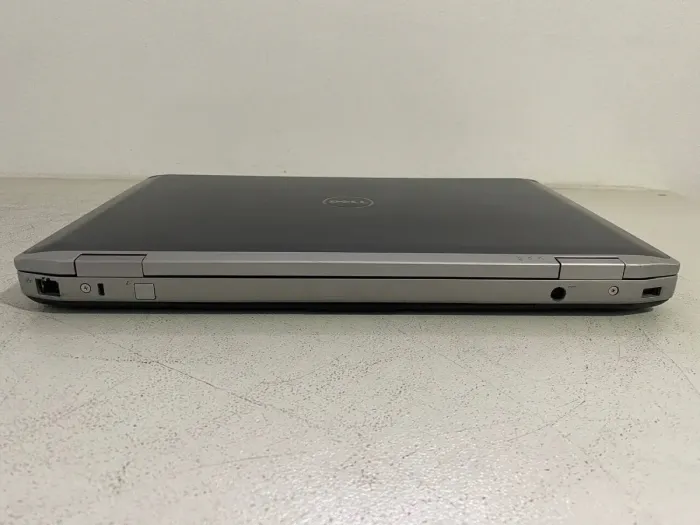 Ноутбук Dell Latitude E6530 / 15.6" (1600x900) TN / Intel Core i5-3340M (2 (4) ядра по 2.7 - 3.4 GHz) / 8 GB DDR3 / 128 GB SSD / Intel HD Graphics 4000 / WebCam / DVD-ROM б/в - зображення 6