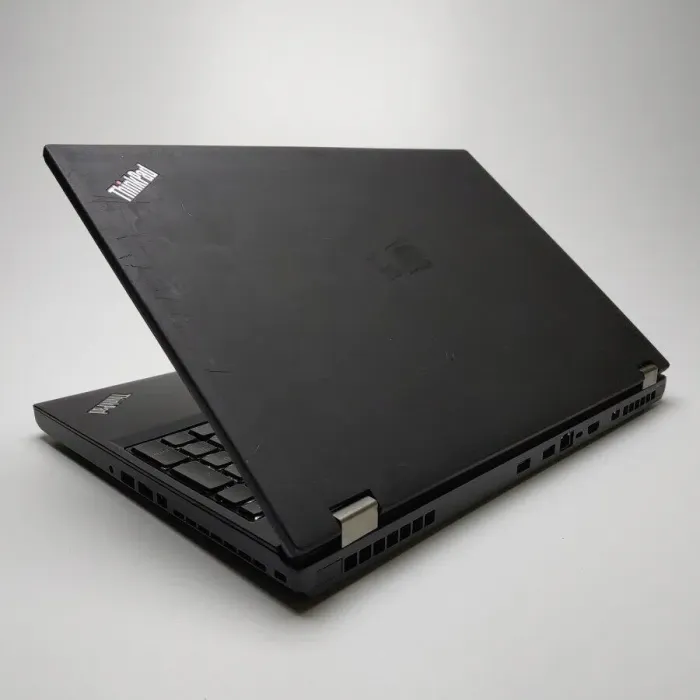 Мобільна робоча станція Б-клас Lenovo ThinkPad P50 / 15.6" (1920x1080) IPS / Intel Xeon E3-1505M v5 (4 (8) ядра по 2.8 - 3.7 GHz) / 32 GB DDR4 / 512 GB SSD / nVidia Quadro M2000M, 4 GB GDDR5, 128-bit / WebCam /Win 10 Pro б/в - зображення 7