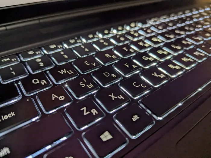 Мобільна робоча станція Dell Precision 7760 / 17,3" (1920x1080) IPS / Intel Core i5-11500H (6 (12) ядер по 2,4 - 4,6 ГГц) / 64 ГБ DDR4 / 1000 ГБ SSD / nVidia RTX A4000, 8 ГБ GDDR6, 256-біт / Веб-камера / HDMI / Windows 11 б/в - зображення 6