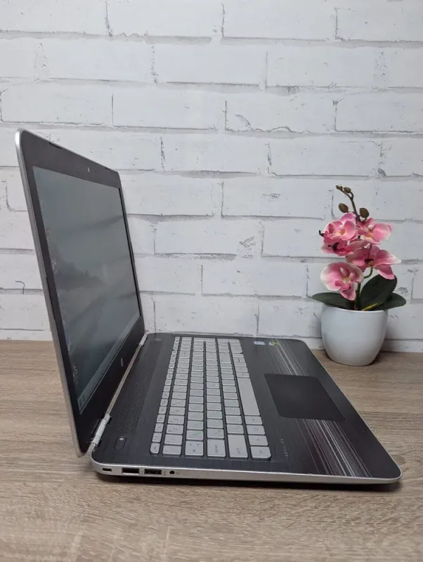 Ноутбук Б-клас HP Pavilion 15 / 15.6" (1920x1080) TN / Intel Core i7-6700HQ (4 (8) ядра по 2.6 - 3.5 GHz) / 16 GB DDR4 / 512 GB SSD / nVidia GeForce GTX 960M, 2 GB GDDR5, 128-bit / WebCam б/в - зображення 6