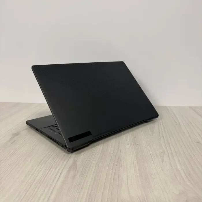 Ігровий ноутбук Asus ROG Zephyrus G15 GA503RM / 15.6" (1920x1080) IPS / AMD Ryzen 9 6900HS (8 (16) ядер по 3,3 - 4,9 ГГц) / 16 ГБ DDR5 / 512 ГБ SSD NVMe / nVidia GeForce RTX 3060, 6 ГБ GDDR6, 192-bit / WebCam б/в - зображення 6